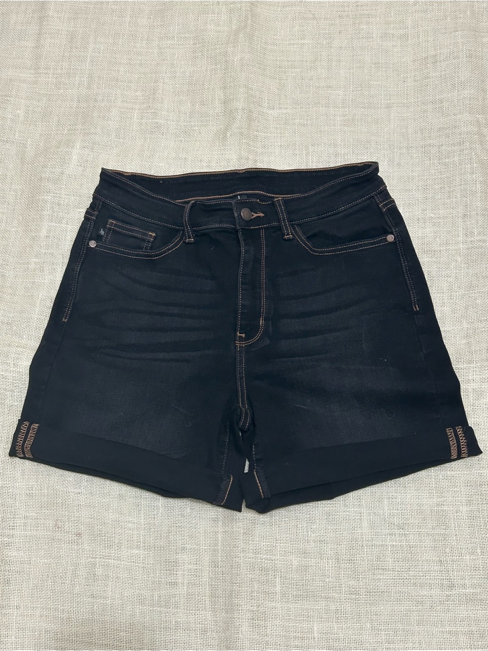 Judy Blue Jean Shorts Women's
Sz L High Waist Black Denim